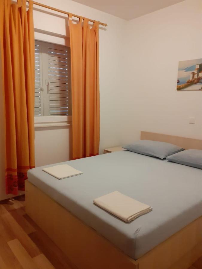 Apartmani Ruza Novalja Exterior foto