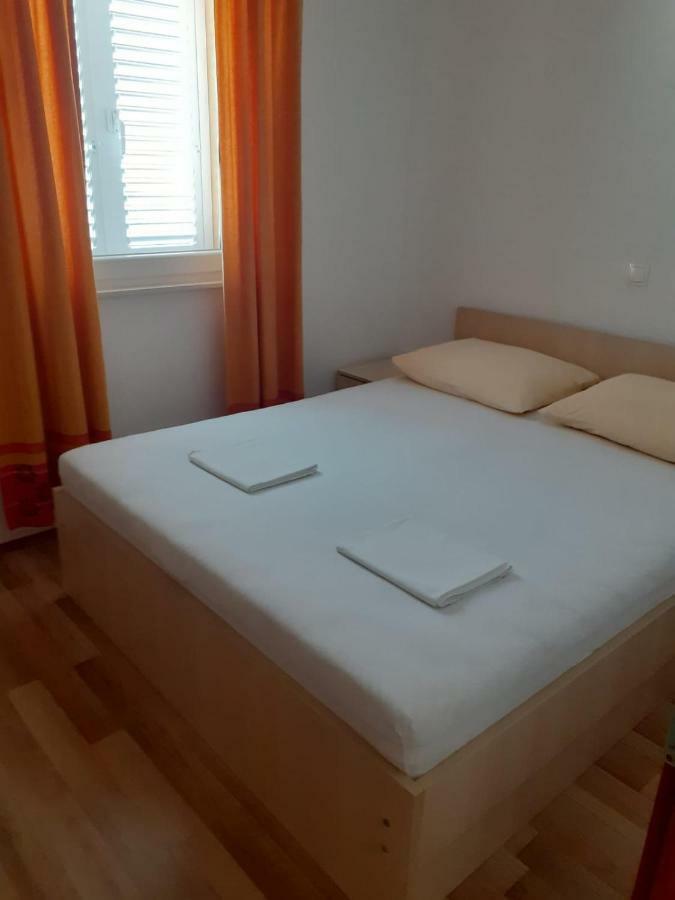 Apartmani Ruza Novalja Exterior foto